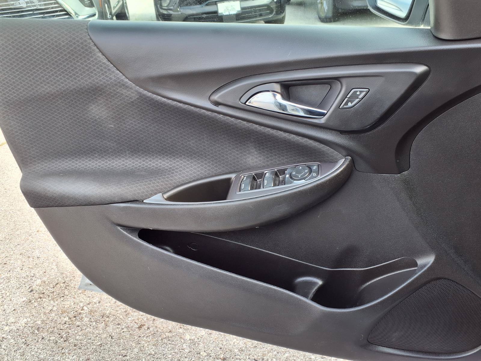 Used 2017 Chevrolet Malibu LS FWD image 23