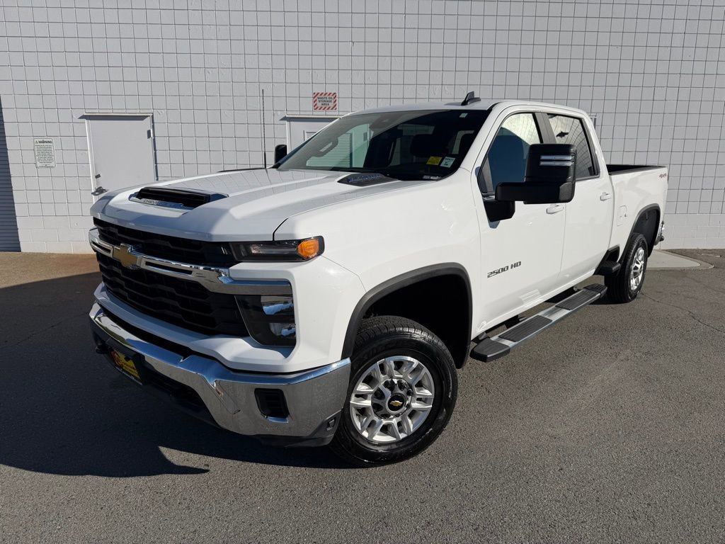 Used 2024 Chevrolet Silverado 2500 LT