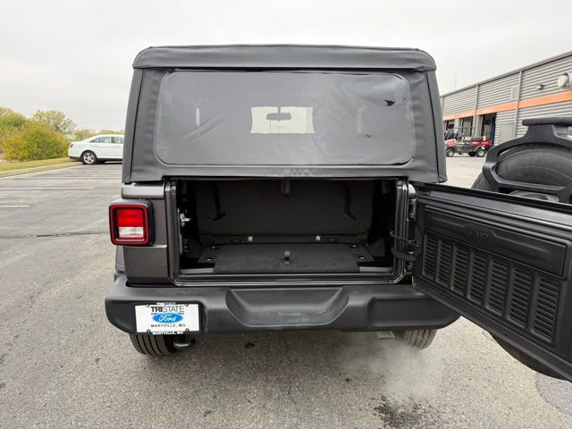 Used 2023 Jeep Wrangler Sport S image 6