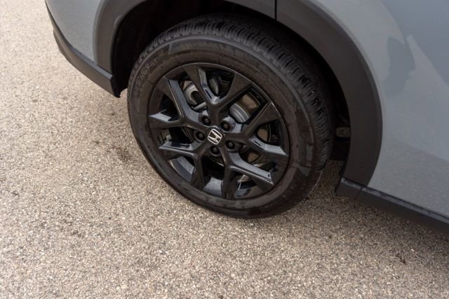 Used 2024 Honda HR-V Sport image 10