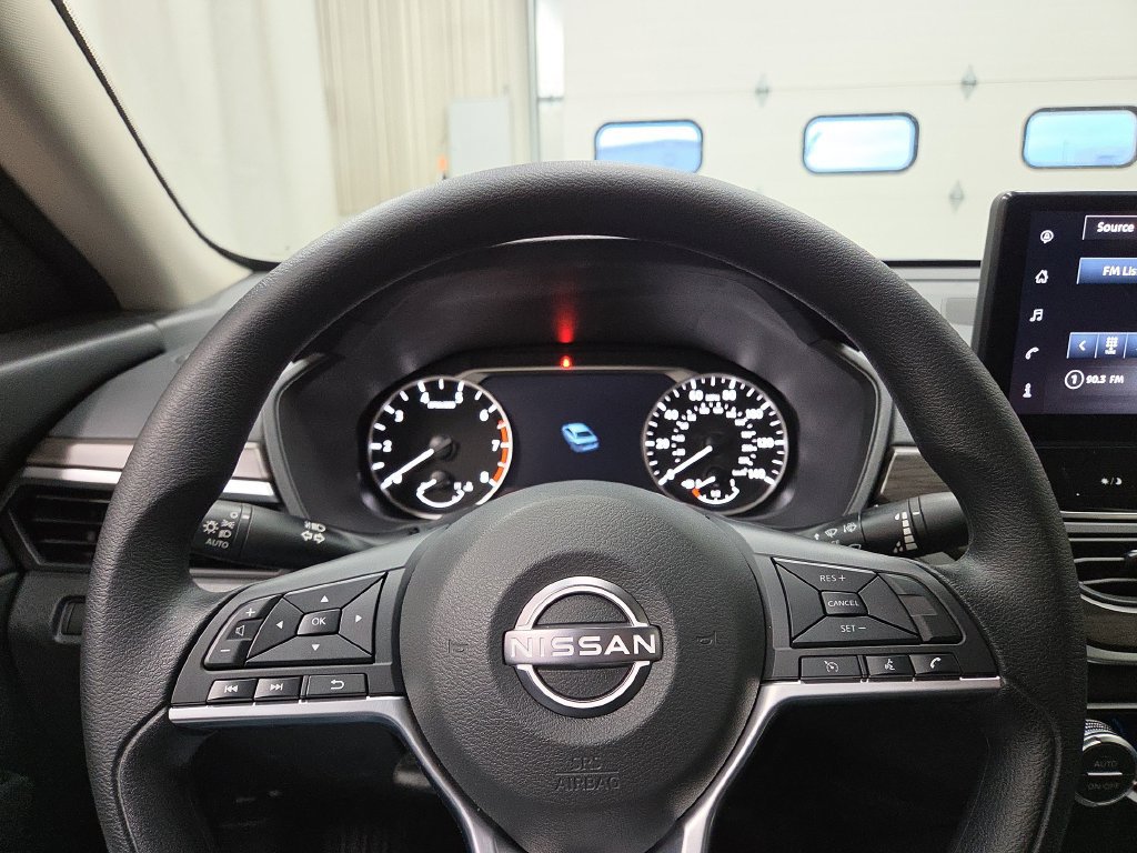 Used 2025 Nissan Altima 2.5 SV w/ SV Special Edition Package AWD/4WD image 20