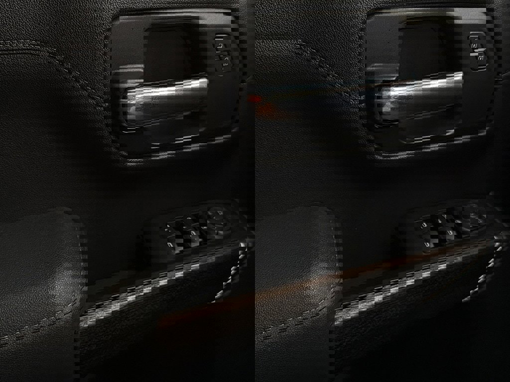 Used 2020 Chevrolet Silverado 1500 LT w/ All-Star Edition image 19