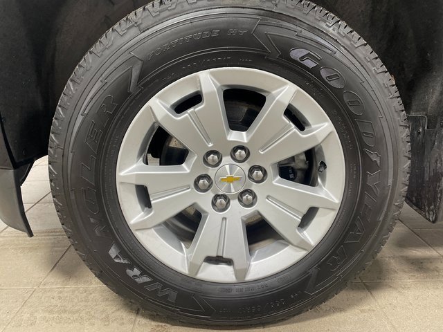Used 2022 Chevrolet Colorado LT w/ LT Convenience Package image 7
