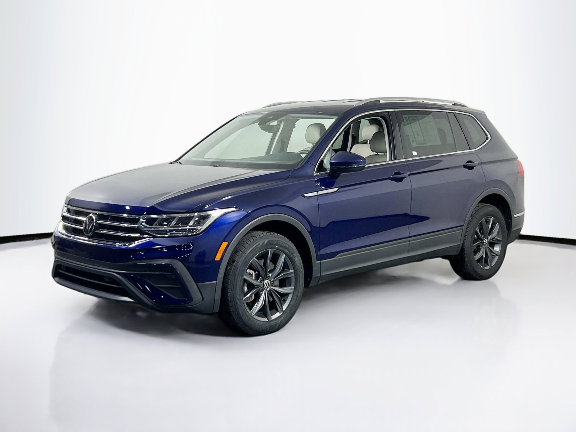 Used 2022 Volkswagen Tiguan SE