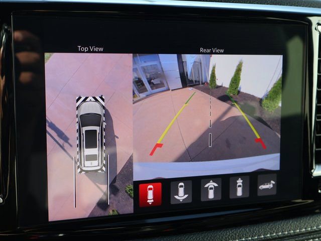 Used 2024 Chrysler Pacifica Limited FWD image 24