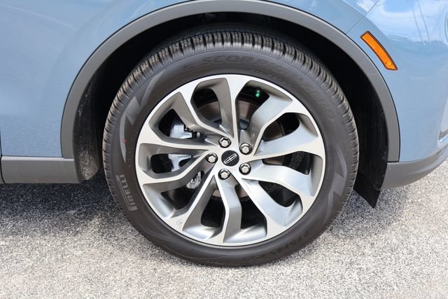 New 2026 Lincoln Aviator Reserve w/ Illumination Package RWD image 9