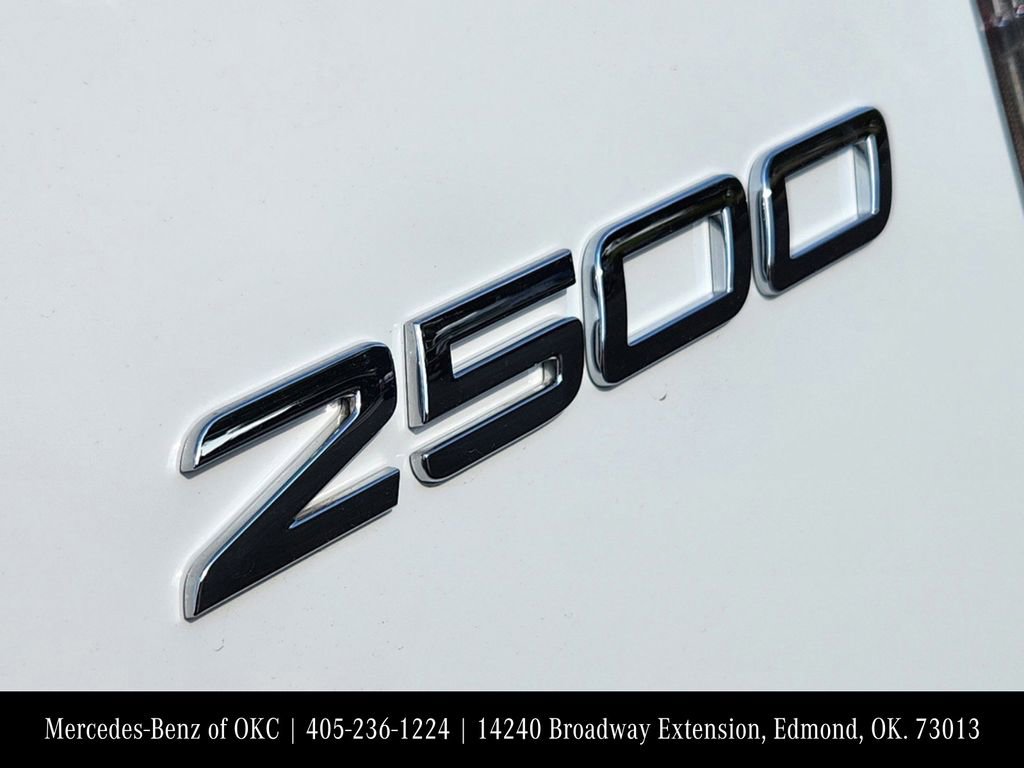 Used 2025 Mercedes-Benz Sprinter 2500 image 16