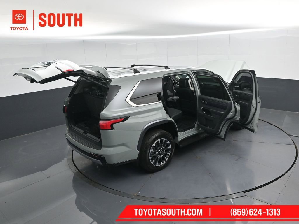 Used 2024 Toyota Sequoia Limited w/ Tow Technology Package AWD/4WD image 60