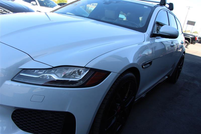 Used 2018 Jaguar XF S AWD/4WD image 53