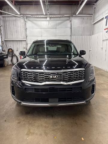 Used 2020 Kia Telluride EX w/ EX Premium Package AWD/4WD image 3