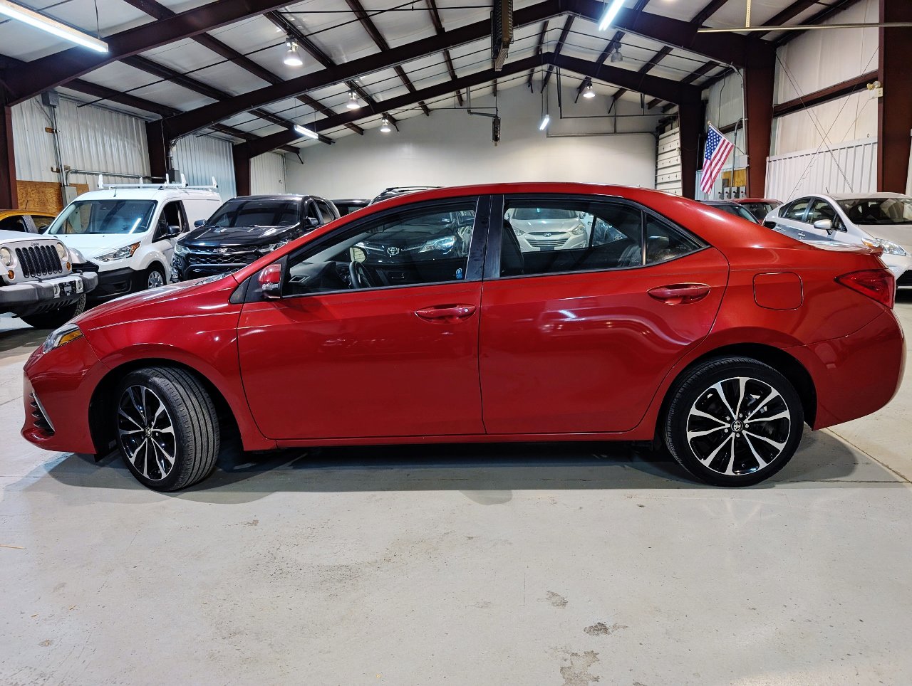 Used 2018 Toyota Corolla SE image 5