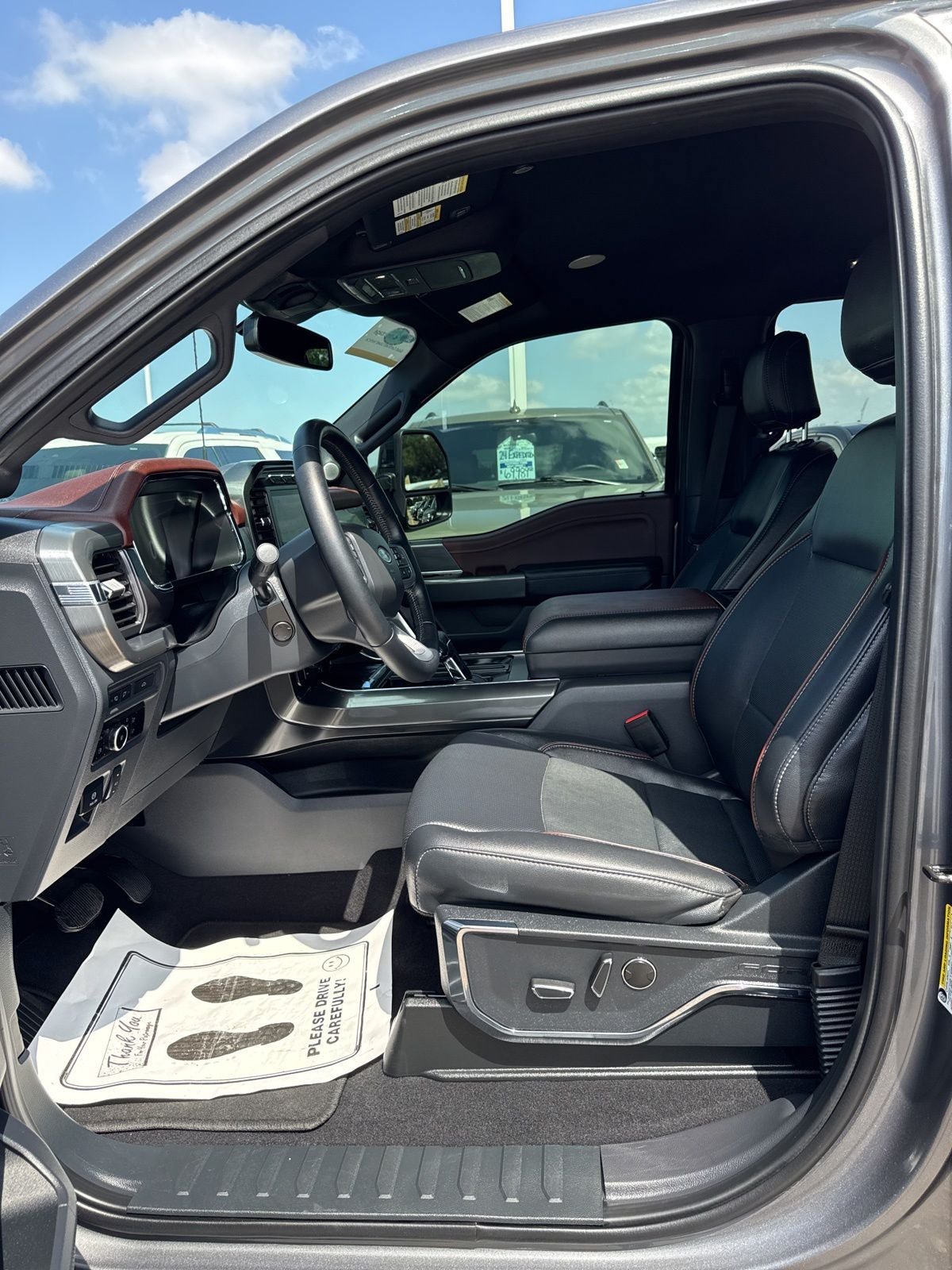 Certified 2023 Ford F150 Lariat w/ Equipment Group 502A High AWD/4WD image 15