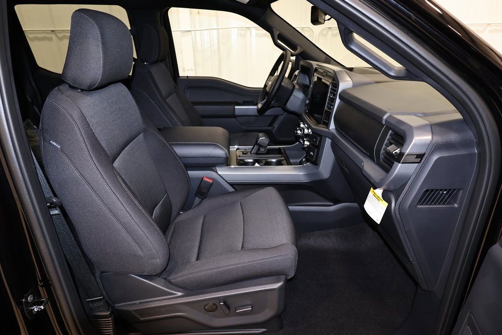 New 2026 Ford F150 XLT w/ Equipment Group 302A MID image 14