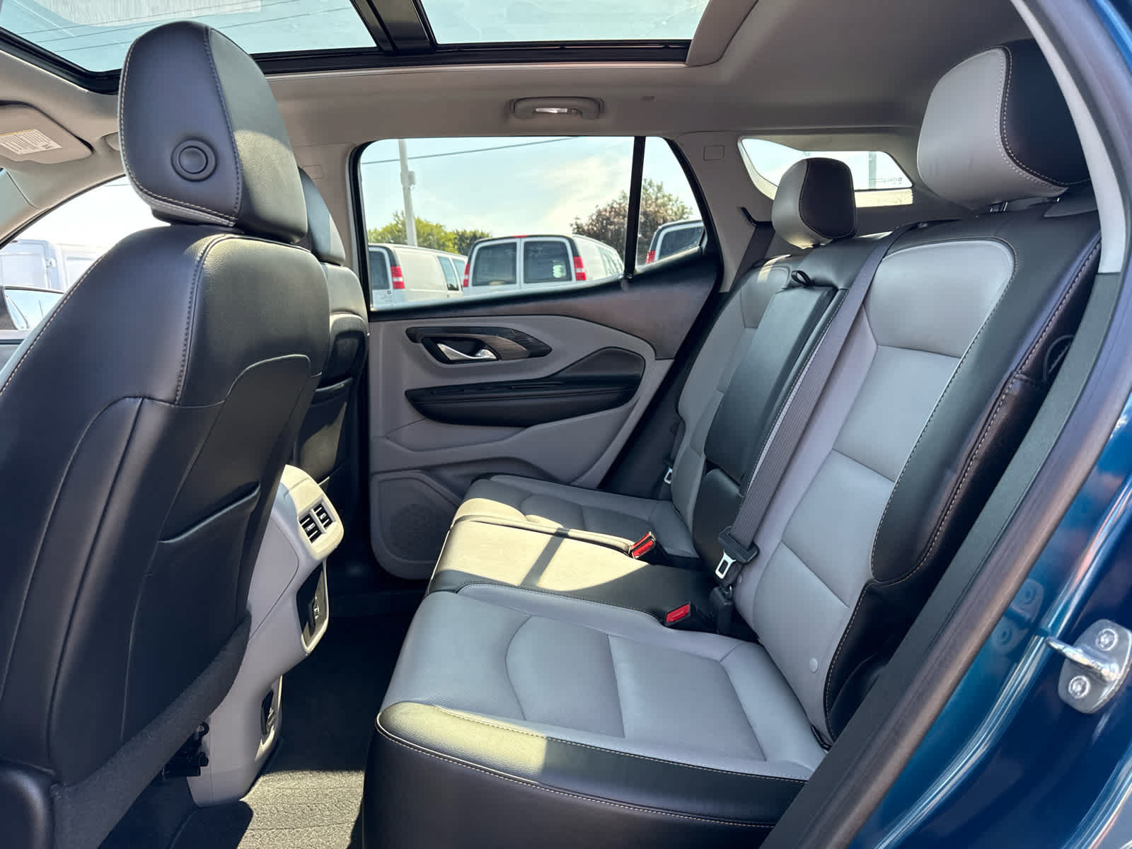 Certified 2021 GMC Terrain SLT w/ Infotainment Package II AWD/4WD image 23