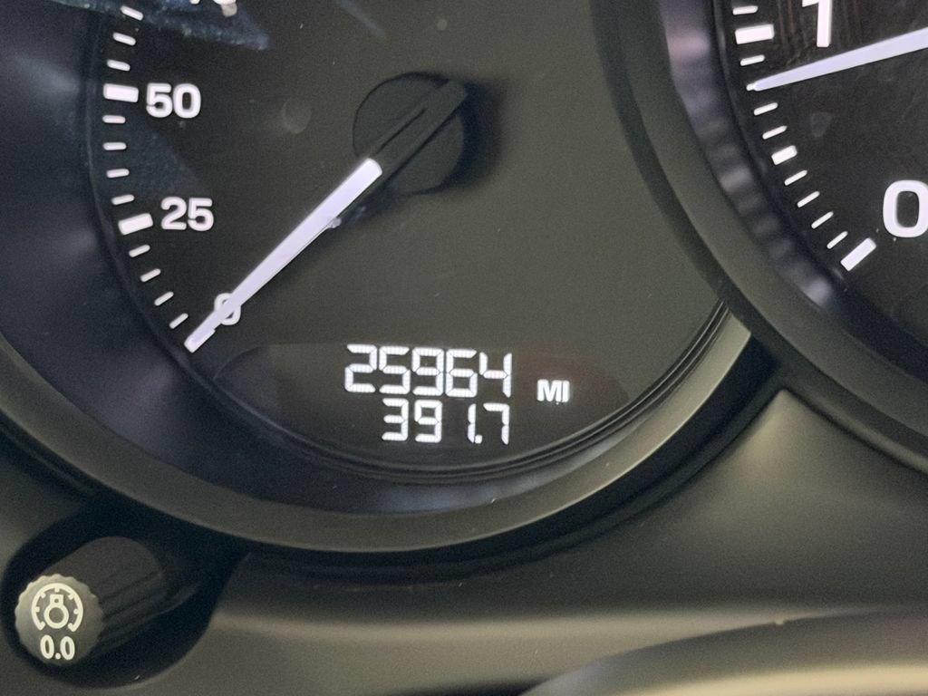 Certified 2023 Porsche Macan AWD/4WD image 22