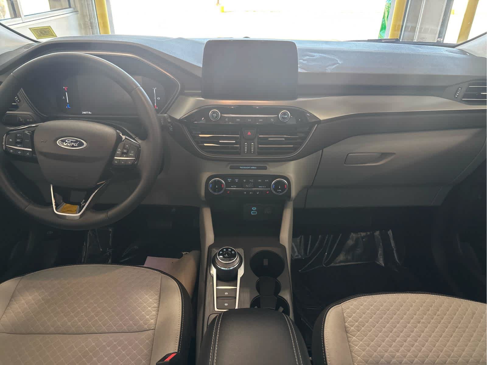 Certified 2023 Ford Escape Active AWD/4WD image 14