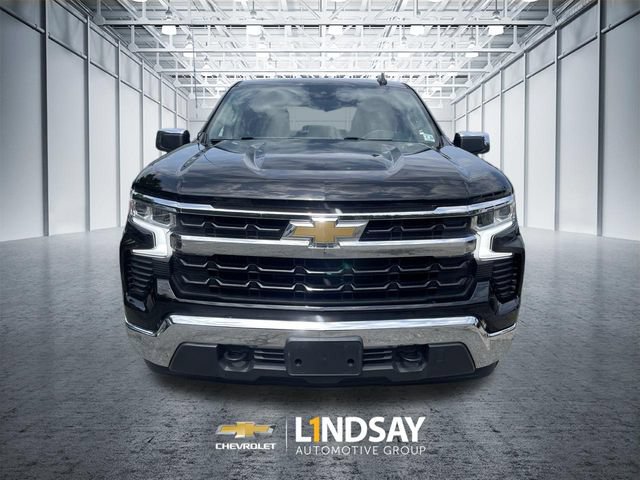 Used 2023 Chevrolet Silverado 1500 LT AWD/4WD image 3