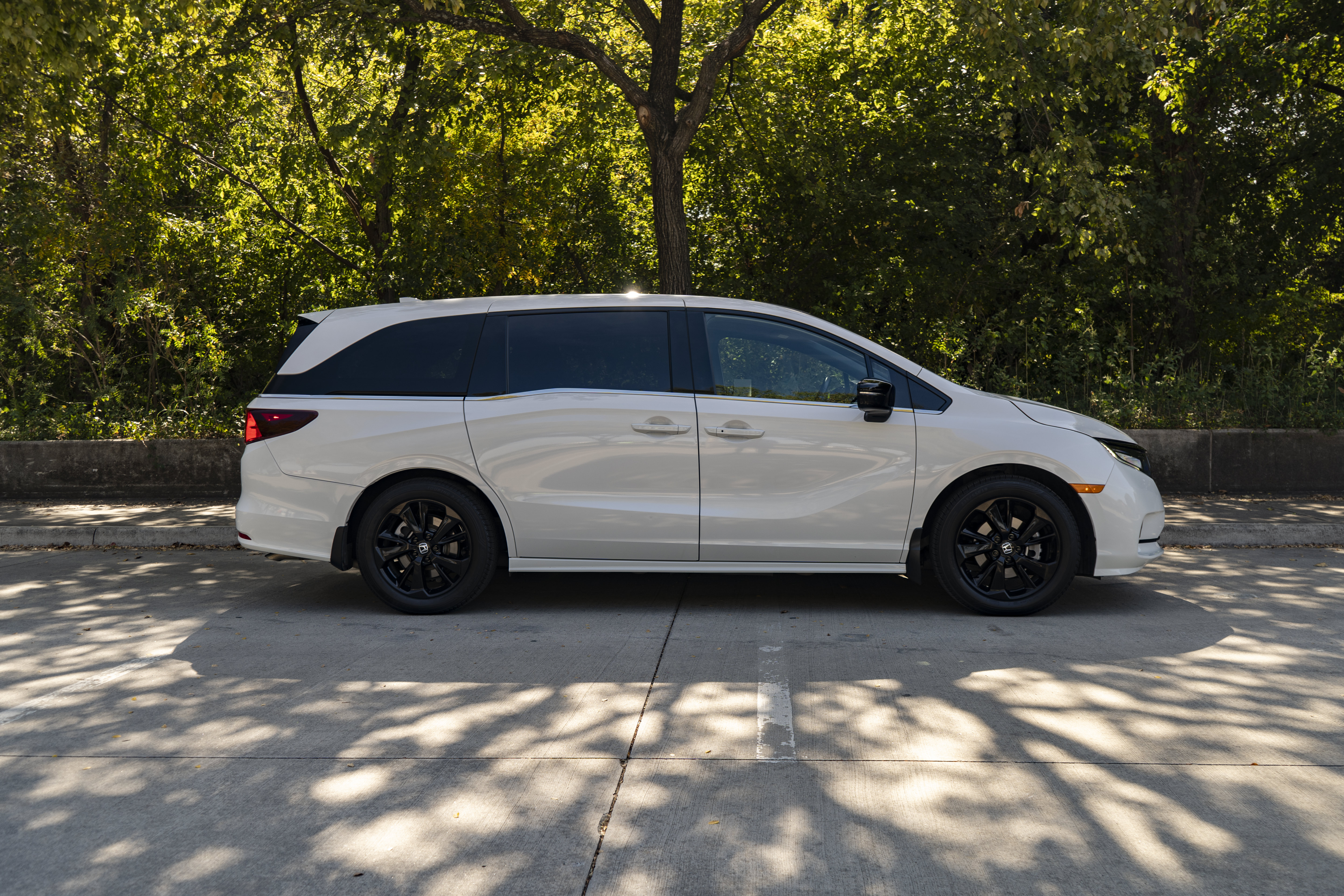 Used 2024 Honda Odyssey Sport image 10