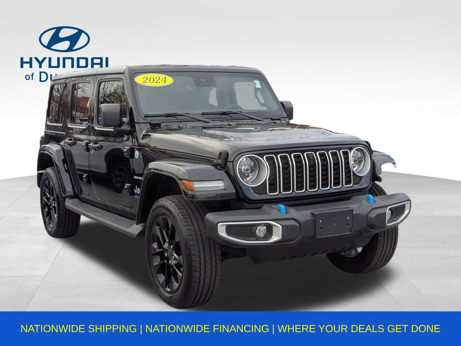 Used 2024 Jeep Wrangler Unlimited Sahara w/ Technology Group image 11