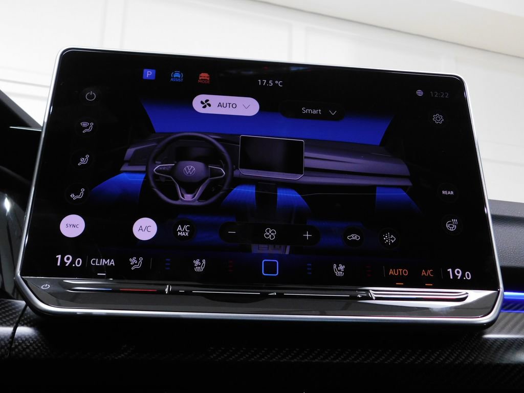 Used 2025 Volkswagen Golf R Black Edition image 64