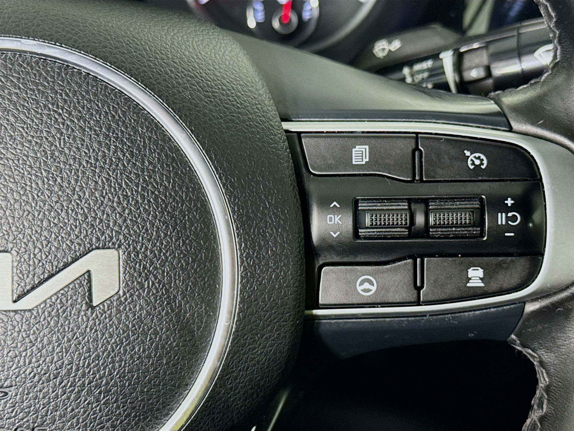 Used 2024 Kia K5 GT-Line w/ GT-Line Premium Package image 14