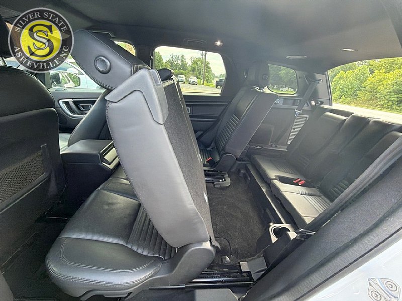 Used 2017 Land Rover Discovery Sport HSE Luxury AWD/4WD image 15