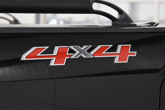 Used 2018 Chevrolet Colorado LT w/ Redline Special Edition image 26