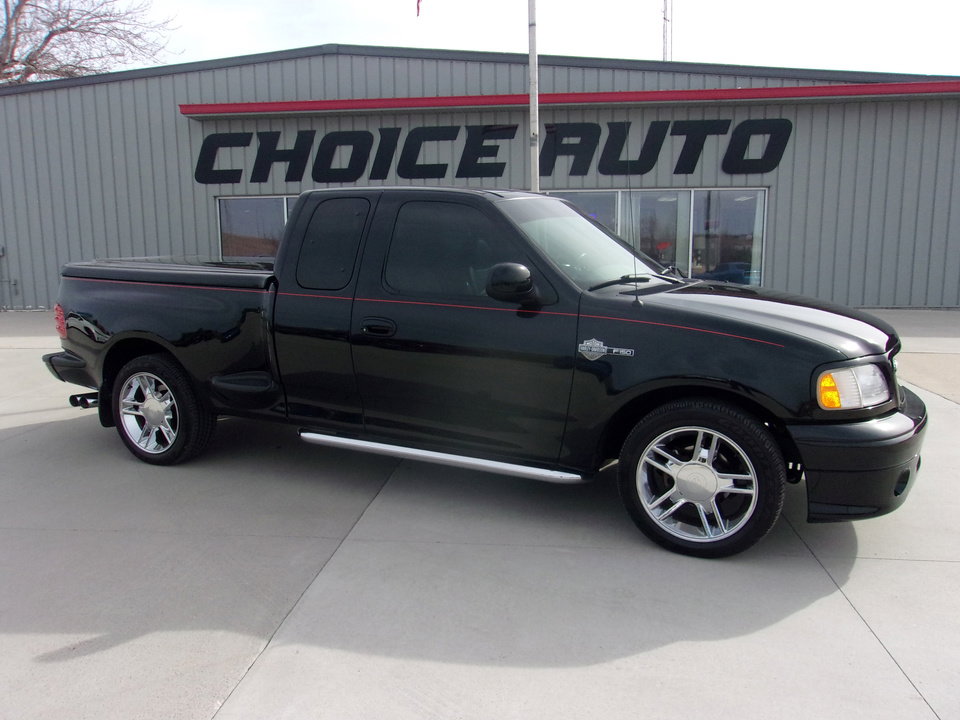 Used 2000 Ford F150 Harley-Davidson image 2