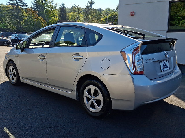 Used 2015 Toyota Prius Three FWD image 4