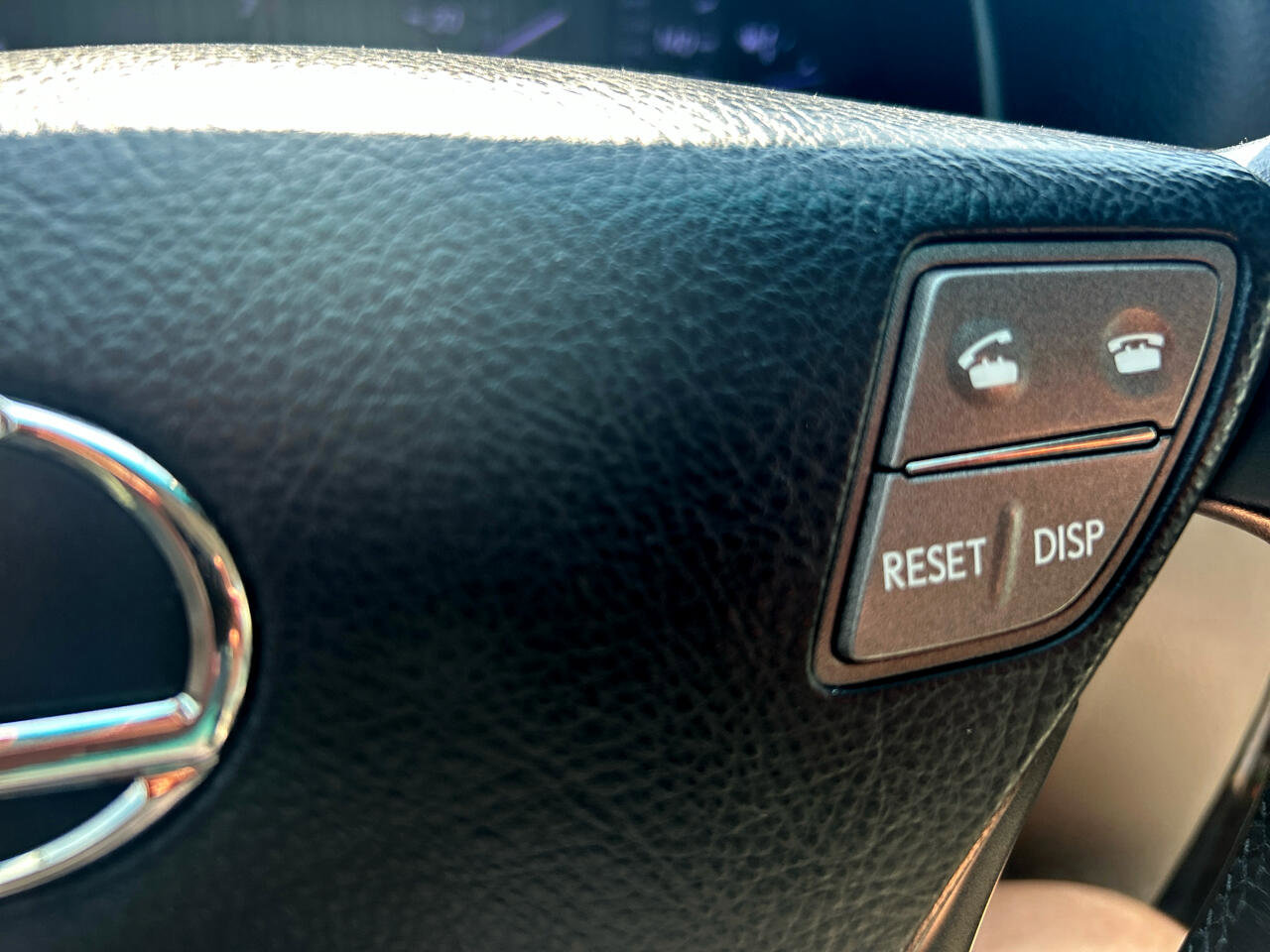 Used 2011 Lexus LS 460 image 25