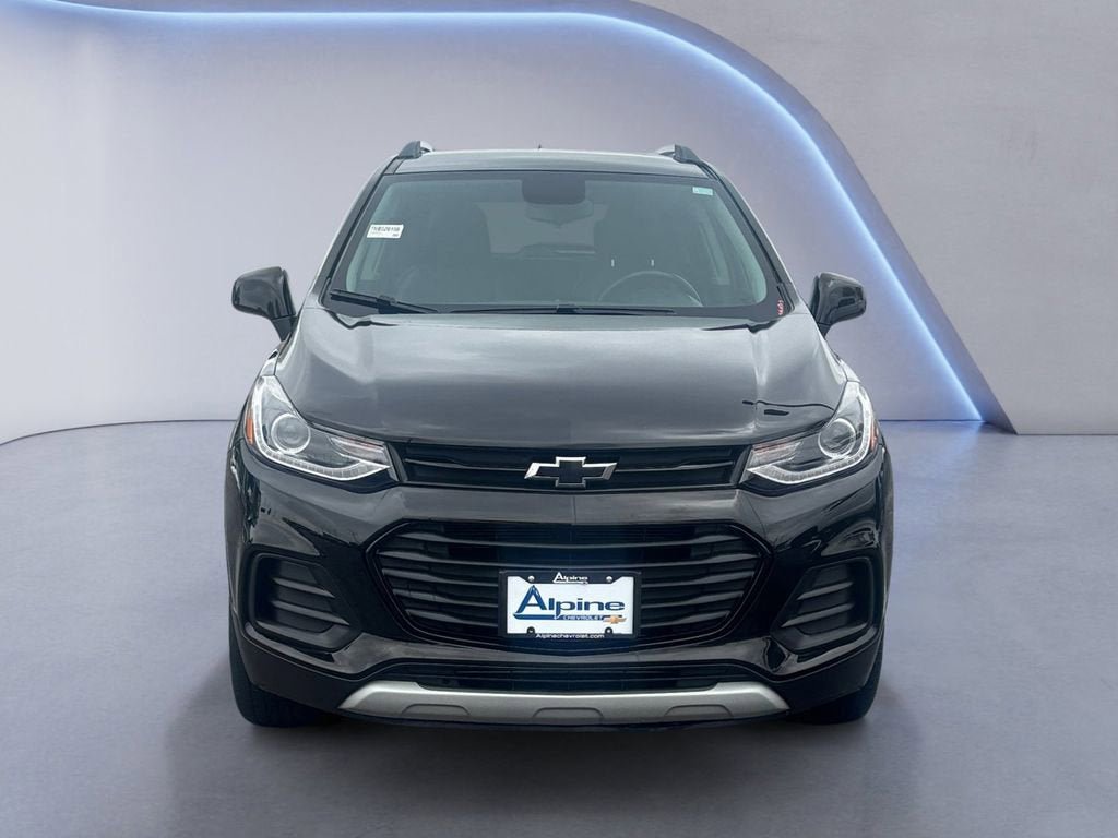 Used 2022 Chevrolet Trax LT w/ Redline Edition AWD/4WD image 8
