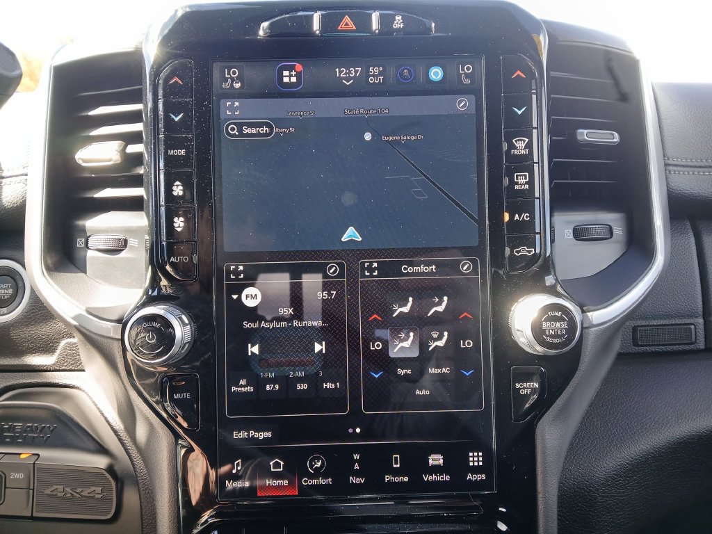 Used 2023 RAM 3500 Laramie AWD/4WD image 21