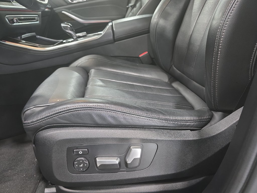 Used 2021 BMW X5 sDrive40i RWD image 22