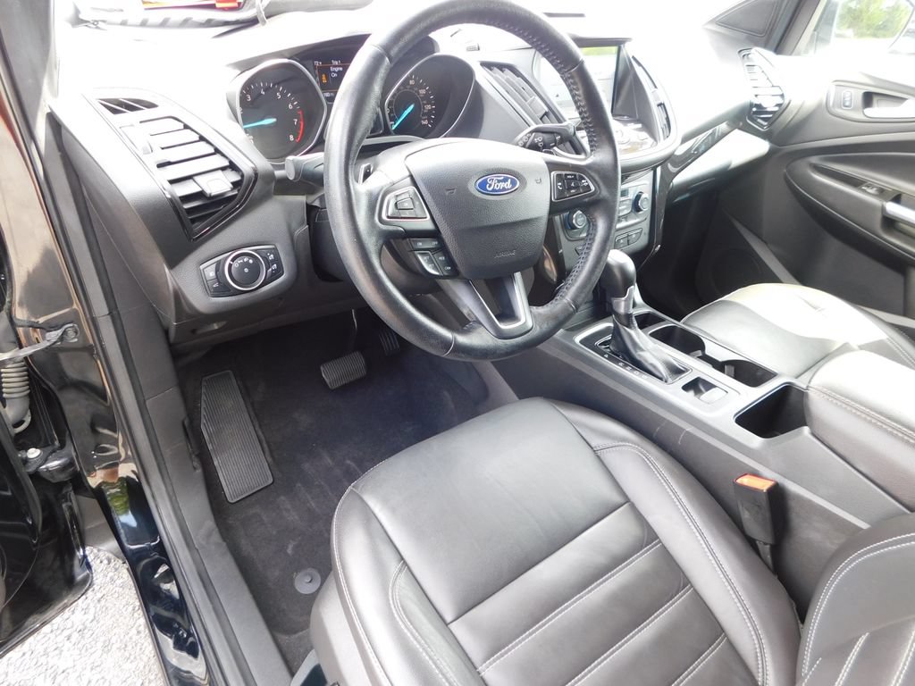 Used 2017 Ford Escape Titanium FWD image 14