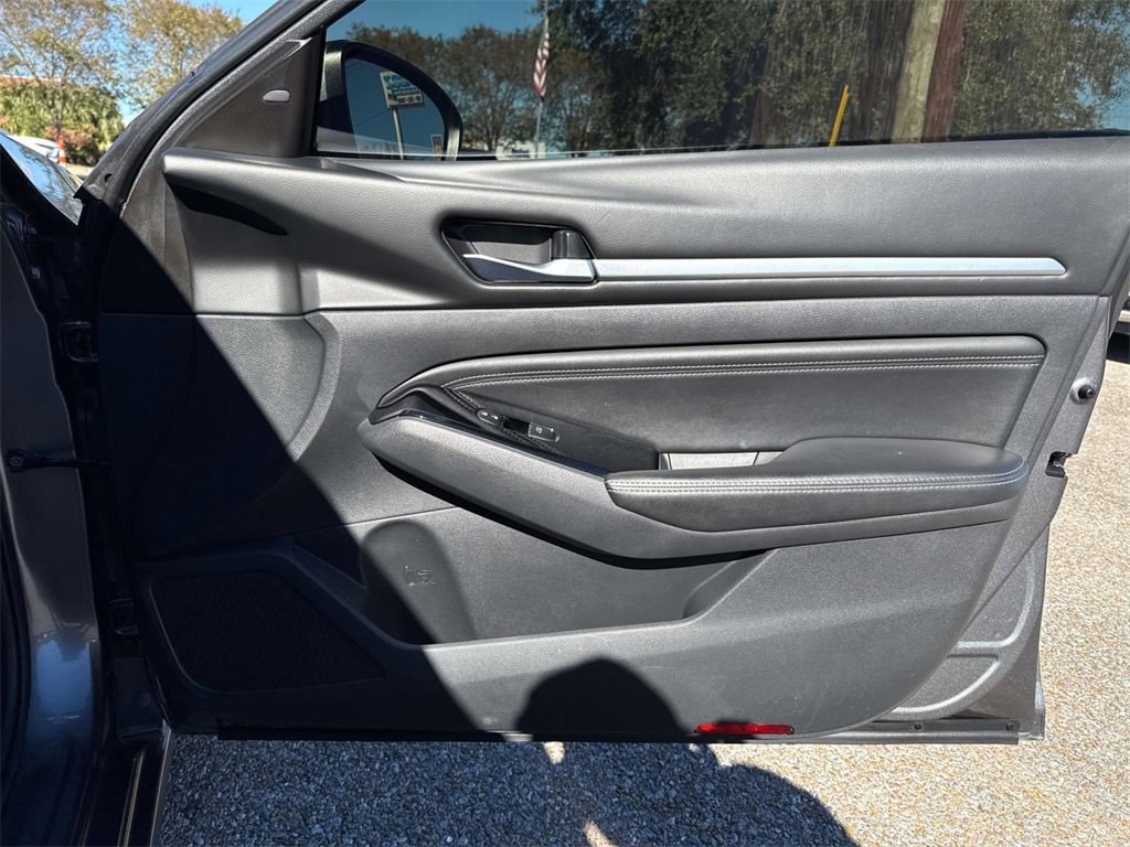 Used 2021 Nissan Altima 2.5 SL image 17