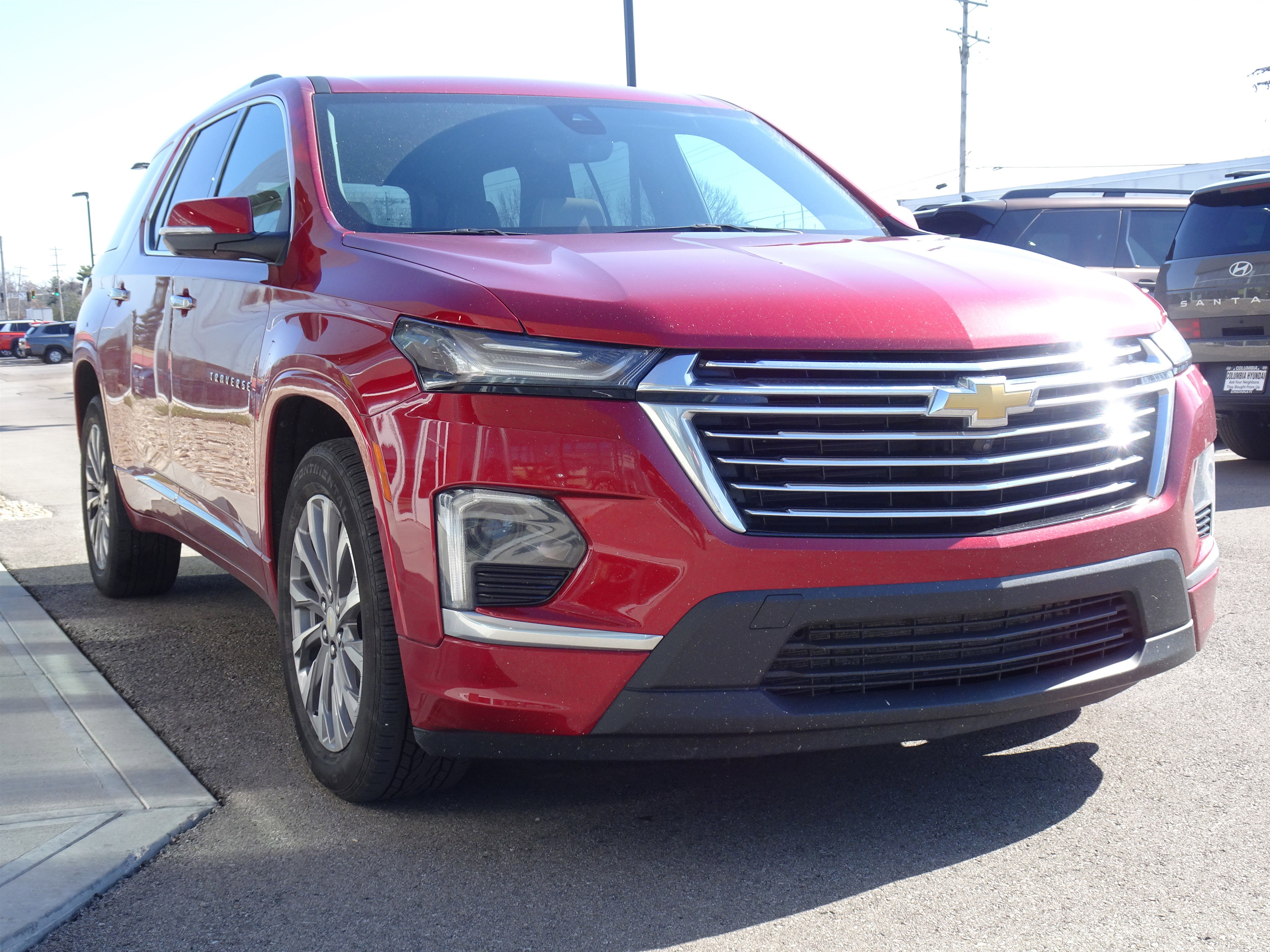 Used 2023 Chevrolet Traverse Premier w/ LPO, Floor Liner Package FWD image 6