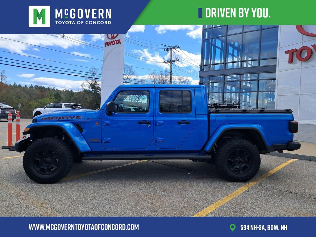 Used 2022 Jeep Gladiator Mojave w/ LED Lighting Group AWD/4WD image 2