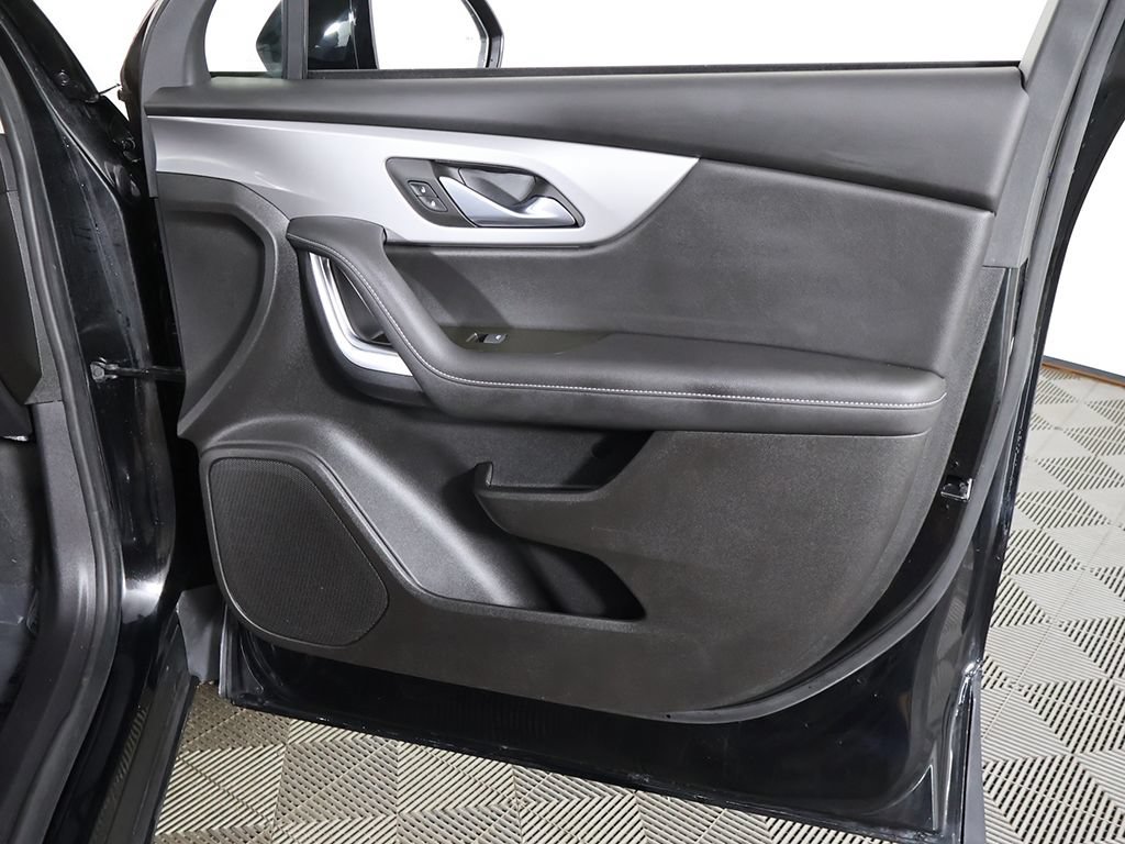 Used 2023 Chevrolet Blazer LT w/ Convenience Package FWD image 21