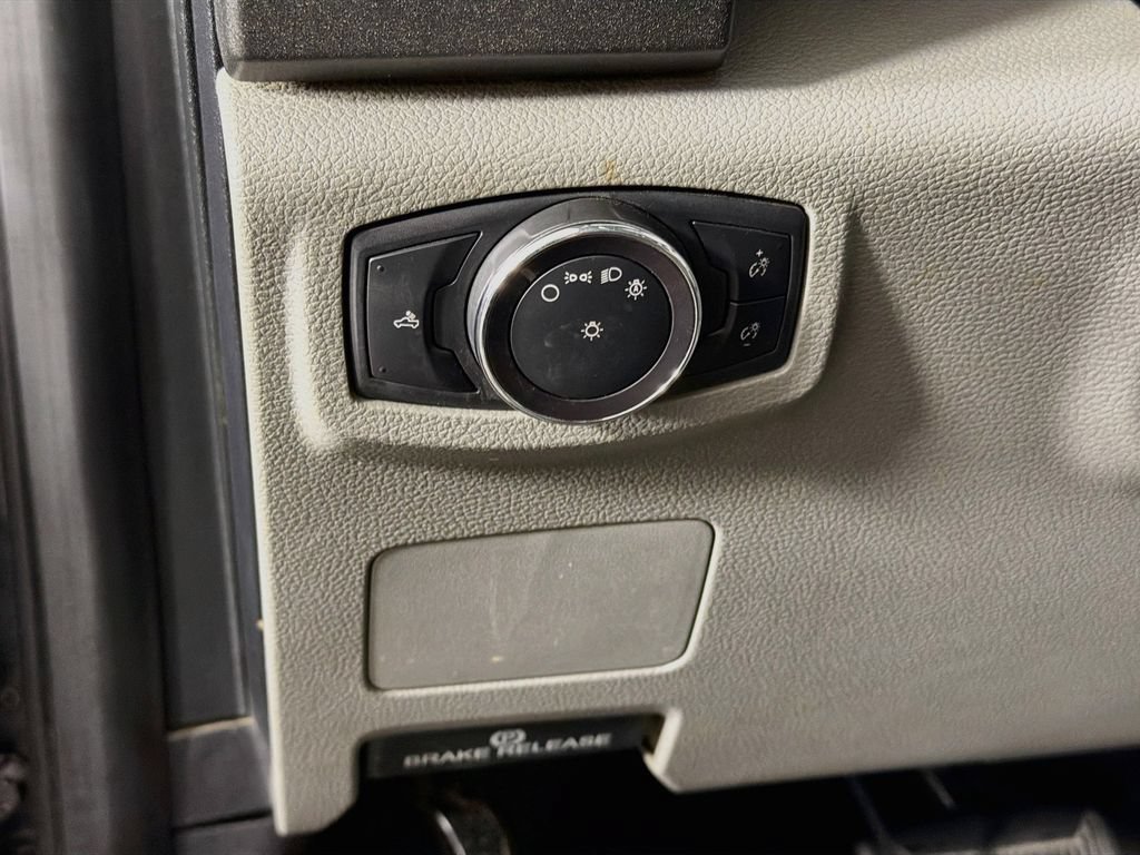 Used 2018 Ford F350 XL AWD/4WD image 31