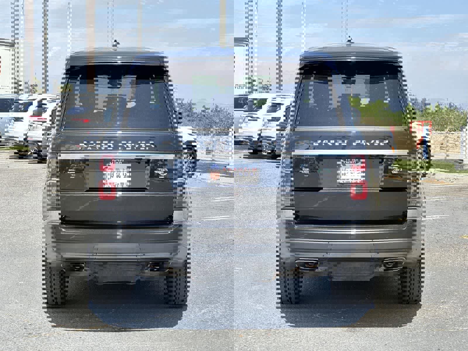 Used 2022 Land Rover Range Rover Westminster Edition image 4