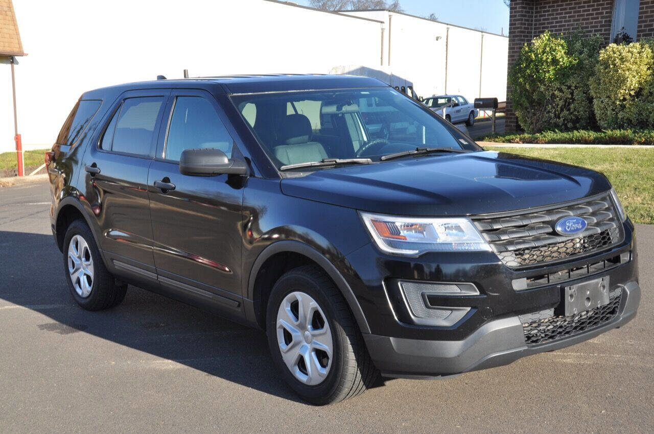 Used 2017 Ford Explorer 4WD Police Interceptor image 5