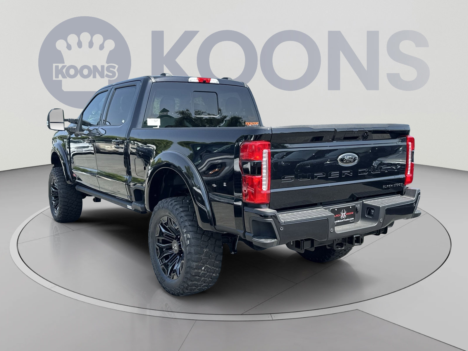 New 2026 Ford F250 Lariat w/ Black Appearance Package AWD/4WD image 8