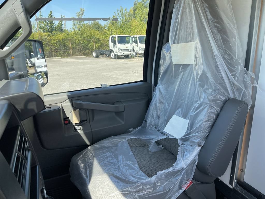 New 2025 Chevrolet Express 3500 w/ Power Convenience Package RWD image 17