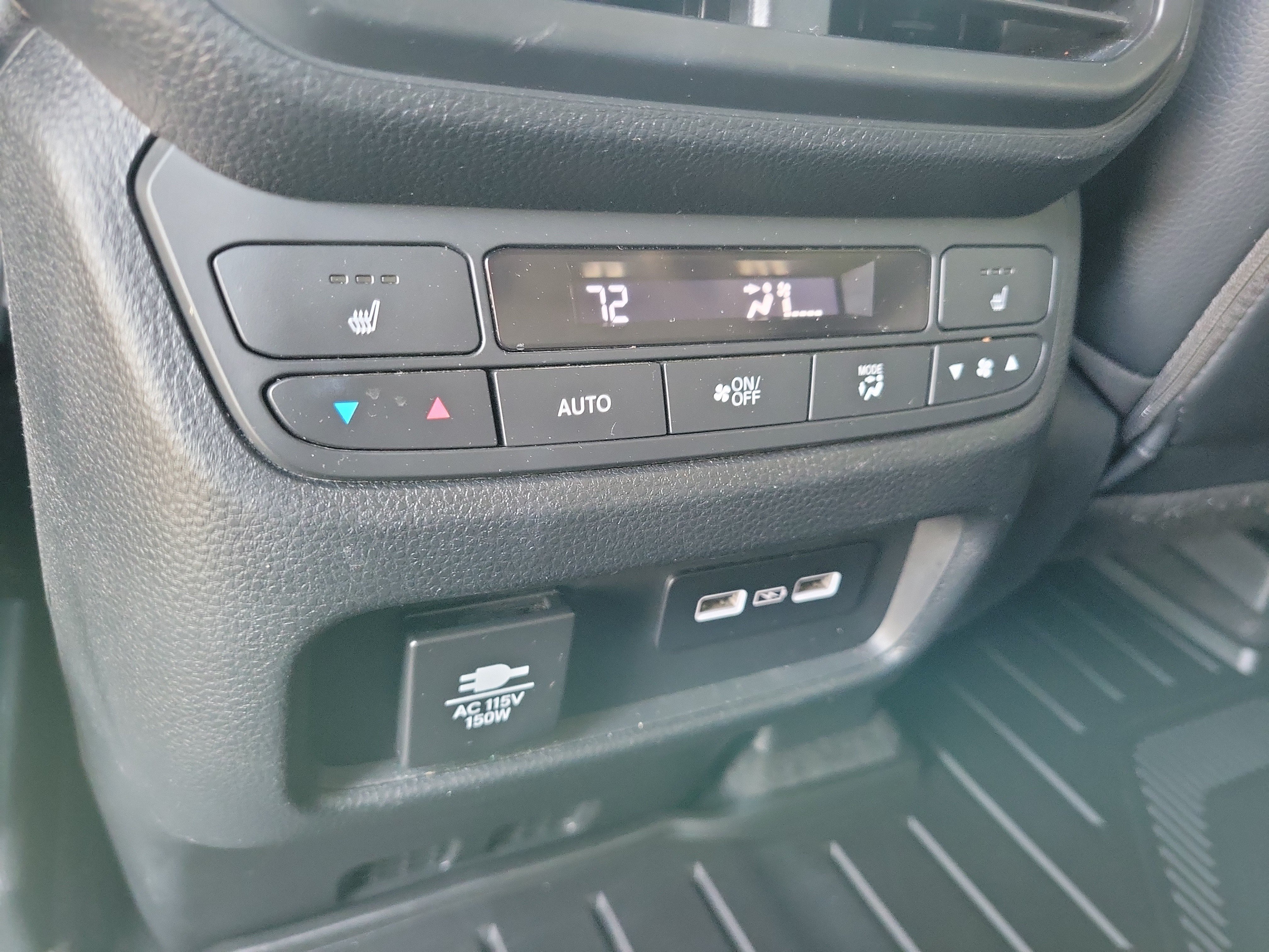 Used 2023 Honda Pilot Elite image 13