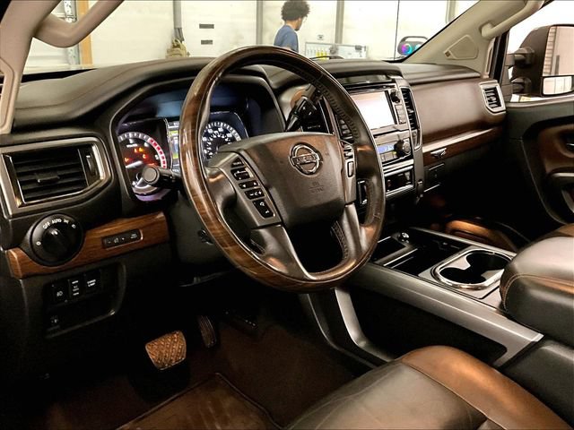 Used 2016 Nissan Titan Platinum Reserve AWD/4WD image 13