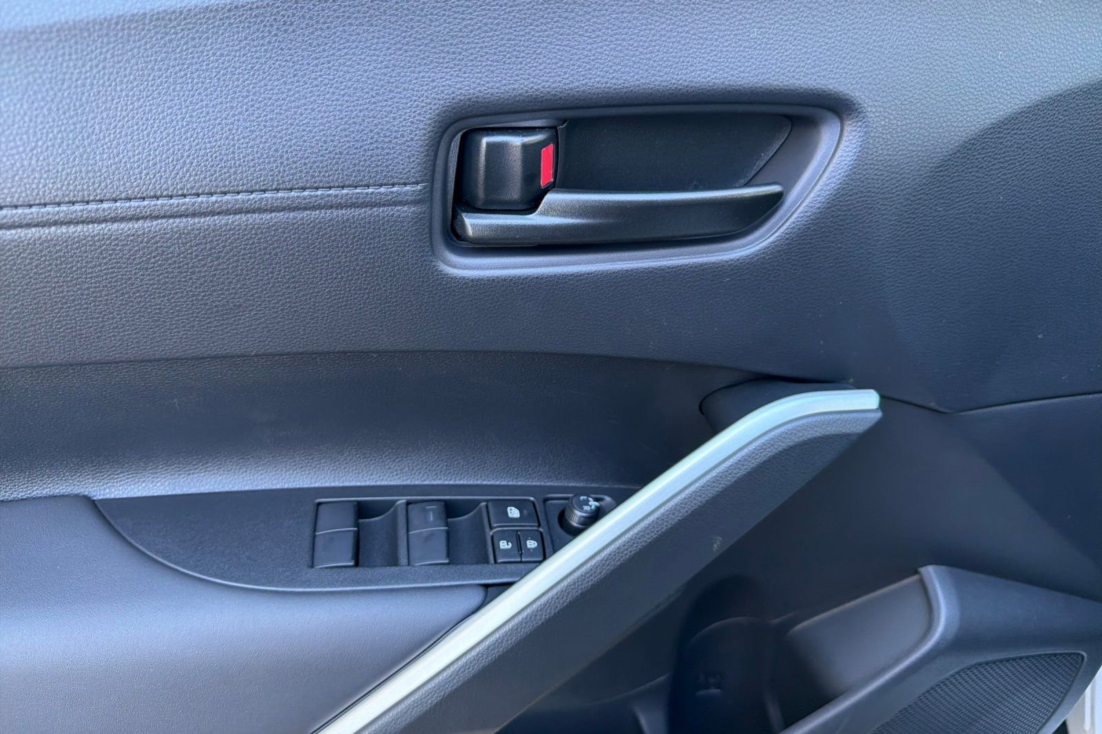 New 2026 Toyota Corolla Cross LE image 11