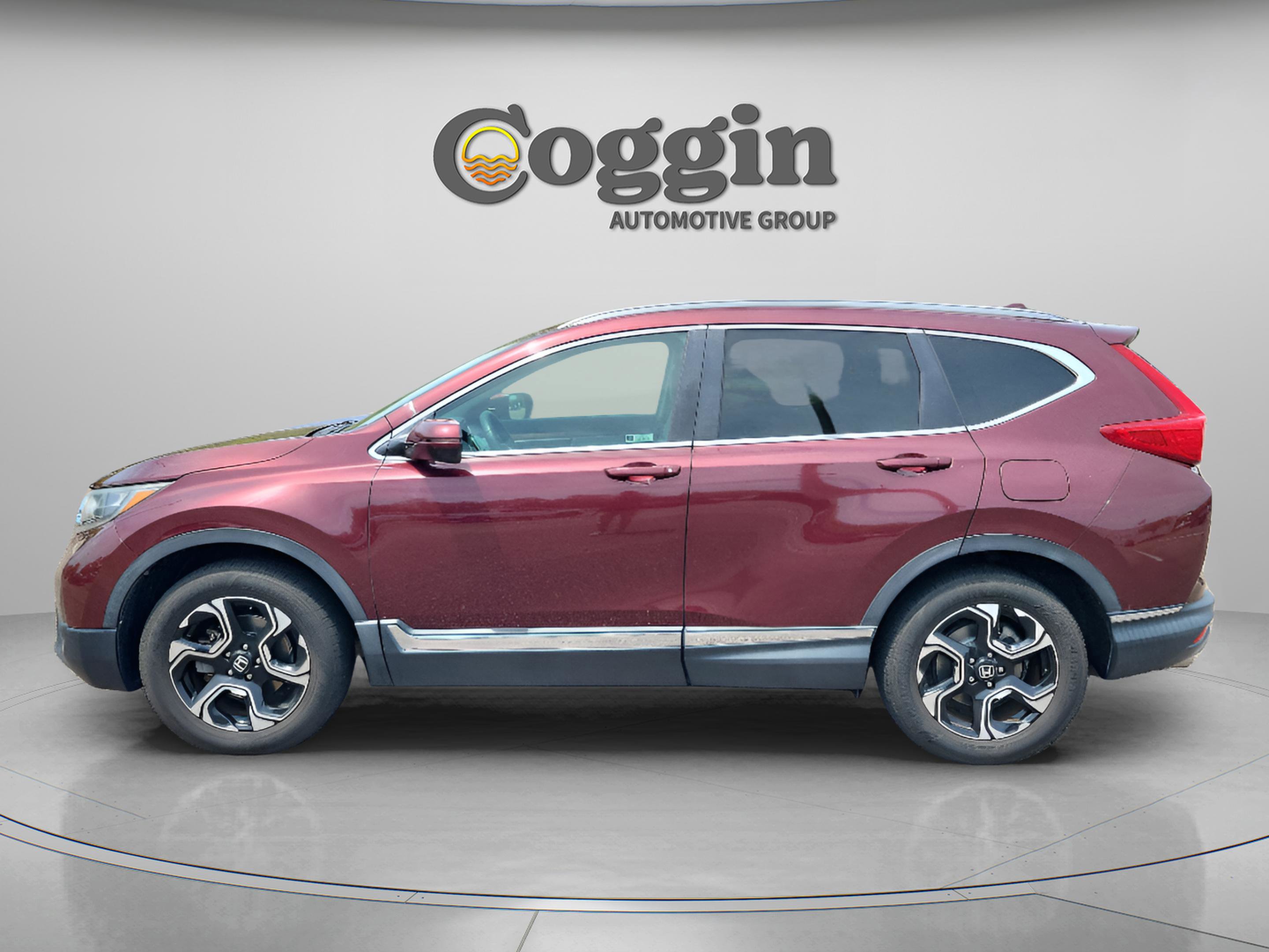 Used 2019 Honda CR-V Touring image 2