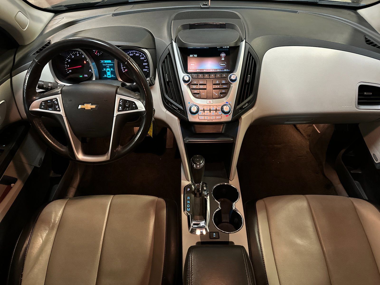 Used 2017 Chevrolet Equinox Premier w/ Enhanced Convenience Package image 11