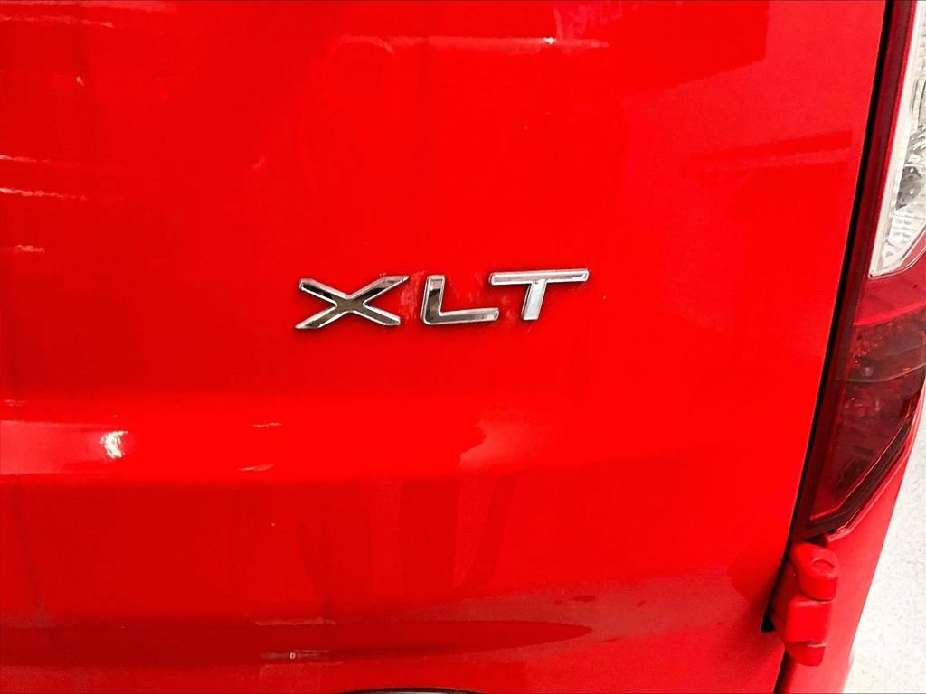 Used 2018 Ford Transit Connect XLT image 27
