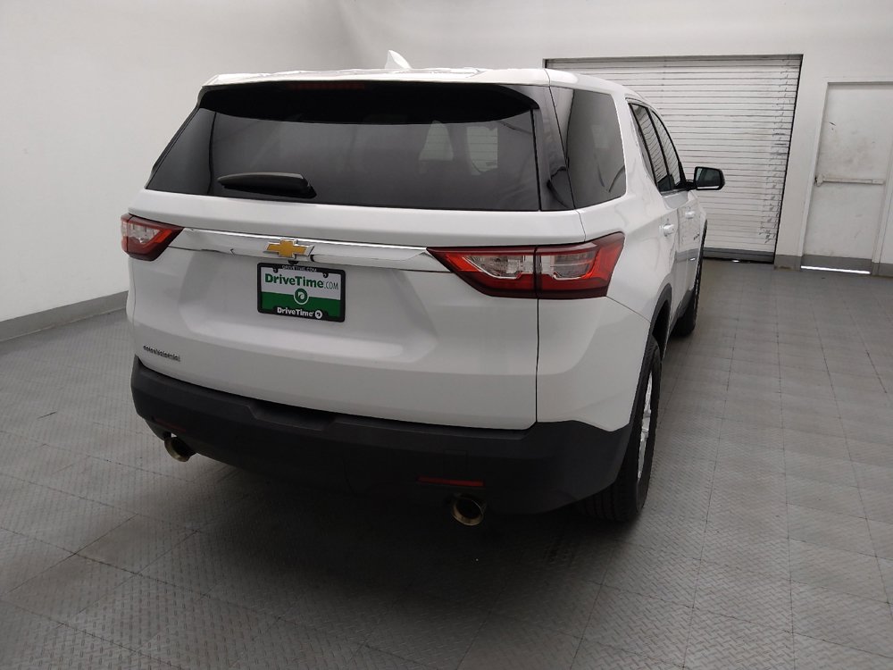 Used 2019 Chevrolet Traverse LS FWD image 7